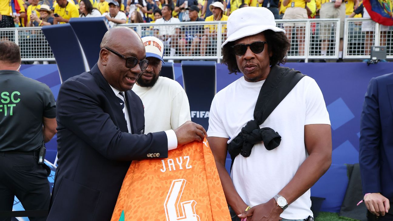 2026世界杯名人看台：马霍姆斯、Jay Z、C罗等现身